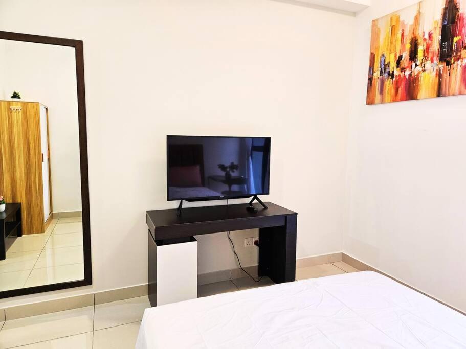 Stunning Pool & The Studio- 1 Mrt Stop To Trx Pangsapuri *
